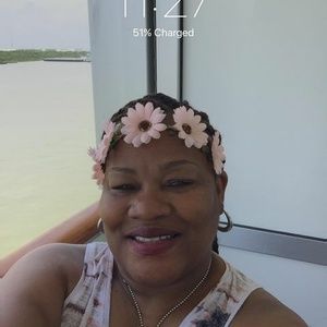 Meet your Posher, Lucy